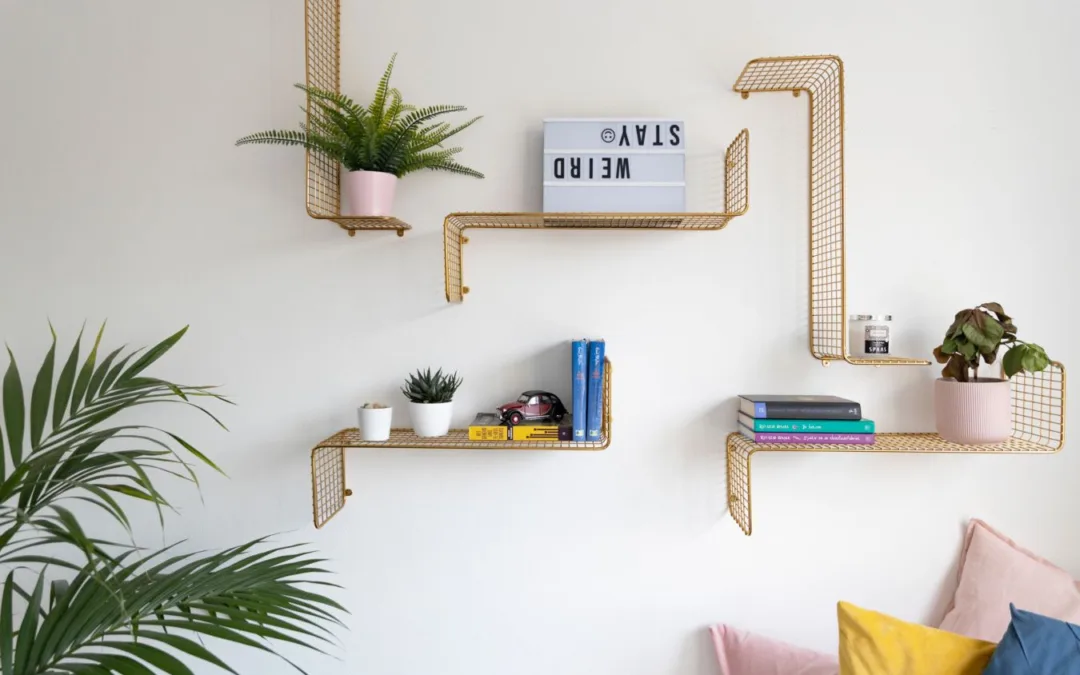 7 Inspirasi Wall Decoration Simple Untuk Dinding Rumah, Mudah & Estetik!